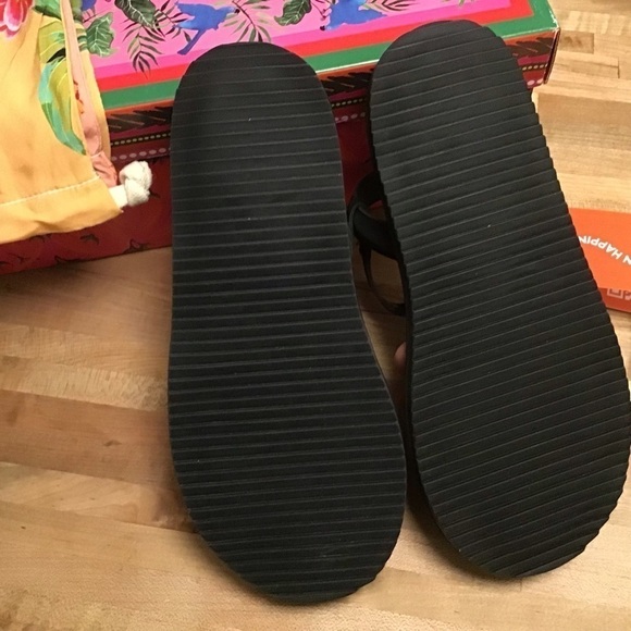 Farm Rio Beaded Rainbow Tube Strap Tassel Sandals with tropical print dust bag … - Picture 6 of 6